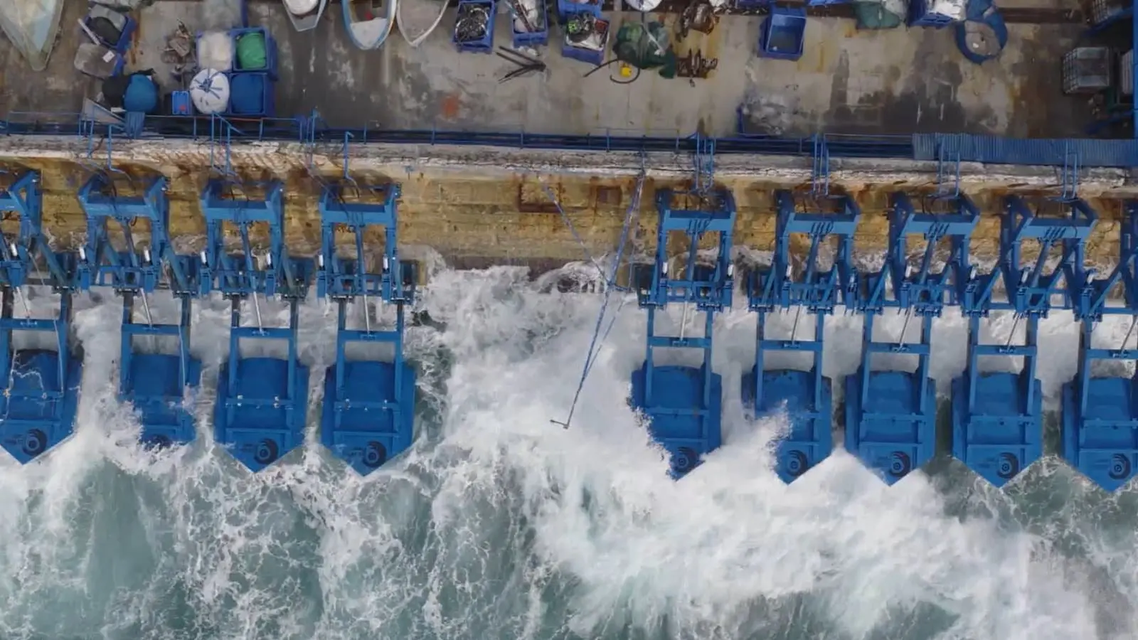 News: Stronger waves generate higher output at wave energy site